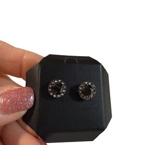 Avon “sparkle on cz”Black Stud pierced Earrings NIB 2017
